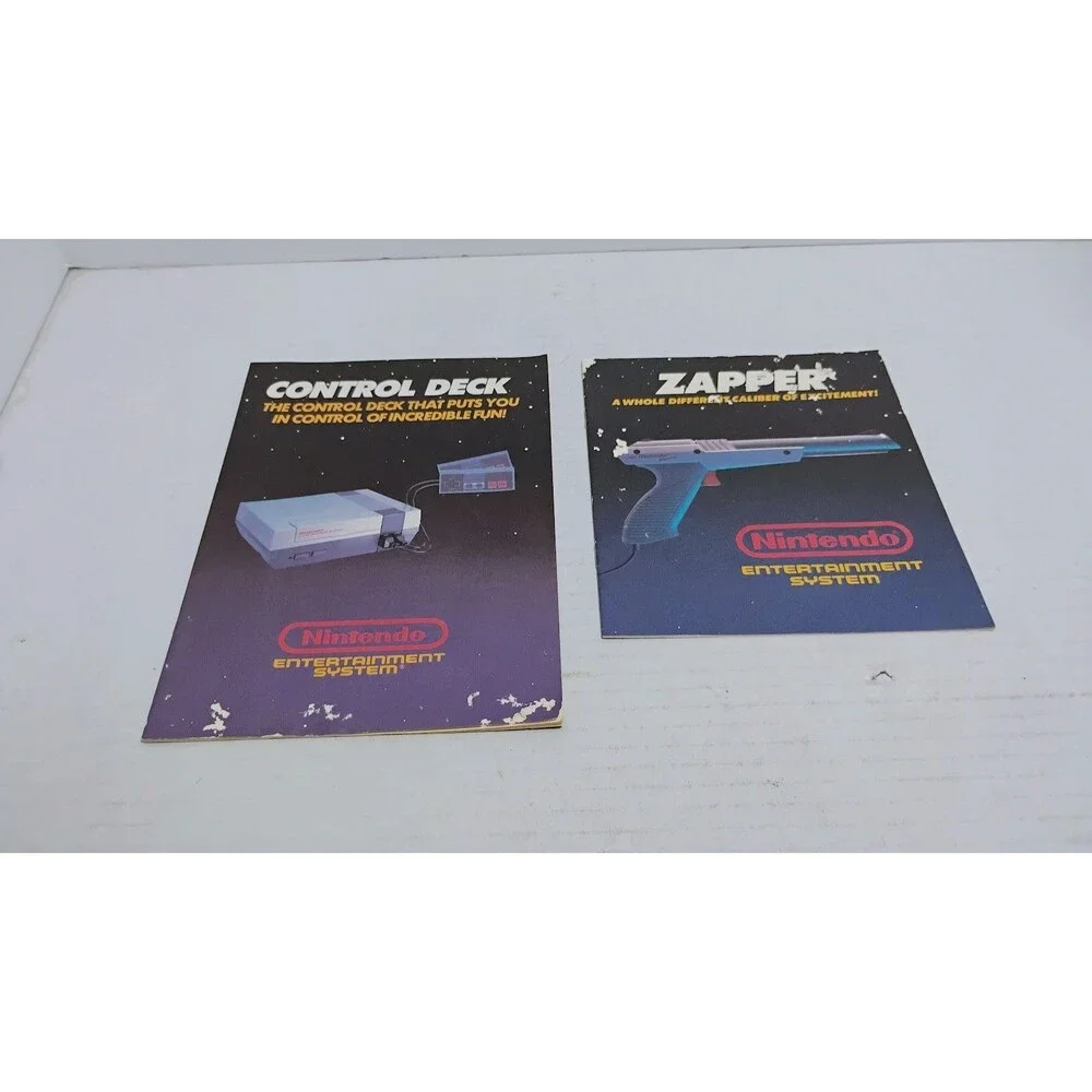 VINTAGE 1988 NINTENDO NES CONTROL DECK & LIGHT ZAPPER INSTRUCTION MANUAL LOT